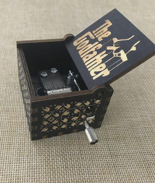 Houten Muziekdoos met Handopwinding - Antiek Design, Klassieke Melodie voor Cadeau & Decoratie