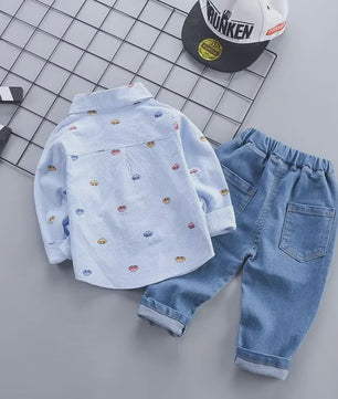 Schattige Baby Jongens Kleding Set: Auto Print Overhemd met Lange Mouwen & Denim Broek