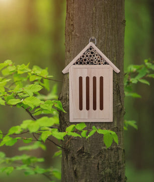 Houten Insectenhotel - Nestkast voor Nuttige Insecten in de Tuin - Eco Vriendelijk