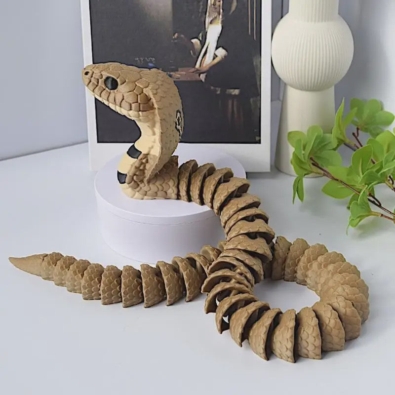 3D Geprinte Koningscobra Standbeeld - Realistisch Slangen Ornament voor Tafel