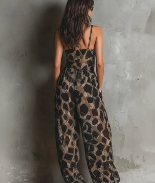 Stijlvolle Dames Jumpsuit met Panterprint, Mouwloos en Wijde Pijpen