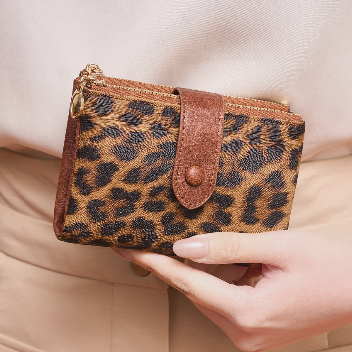 Dames Portemonnee met Luipaardprint - Compact & Ruim met Dubbele Rits