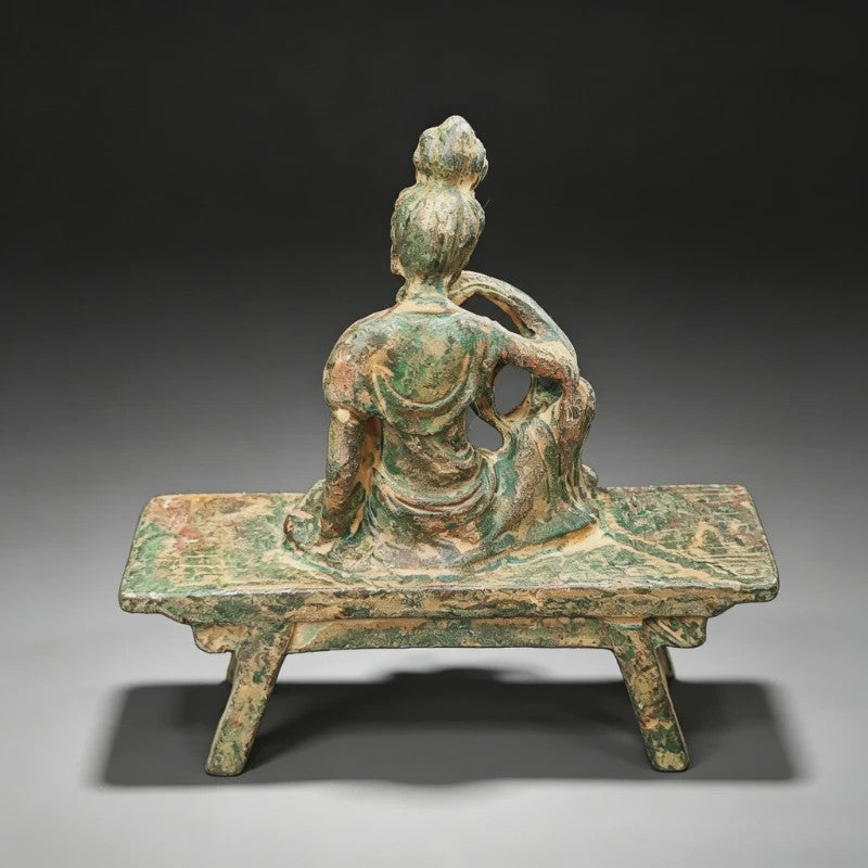 Antieke Guanyin Buddha Zittend op Bankje - Tibetaans Boeddhisme Beeld