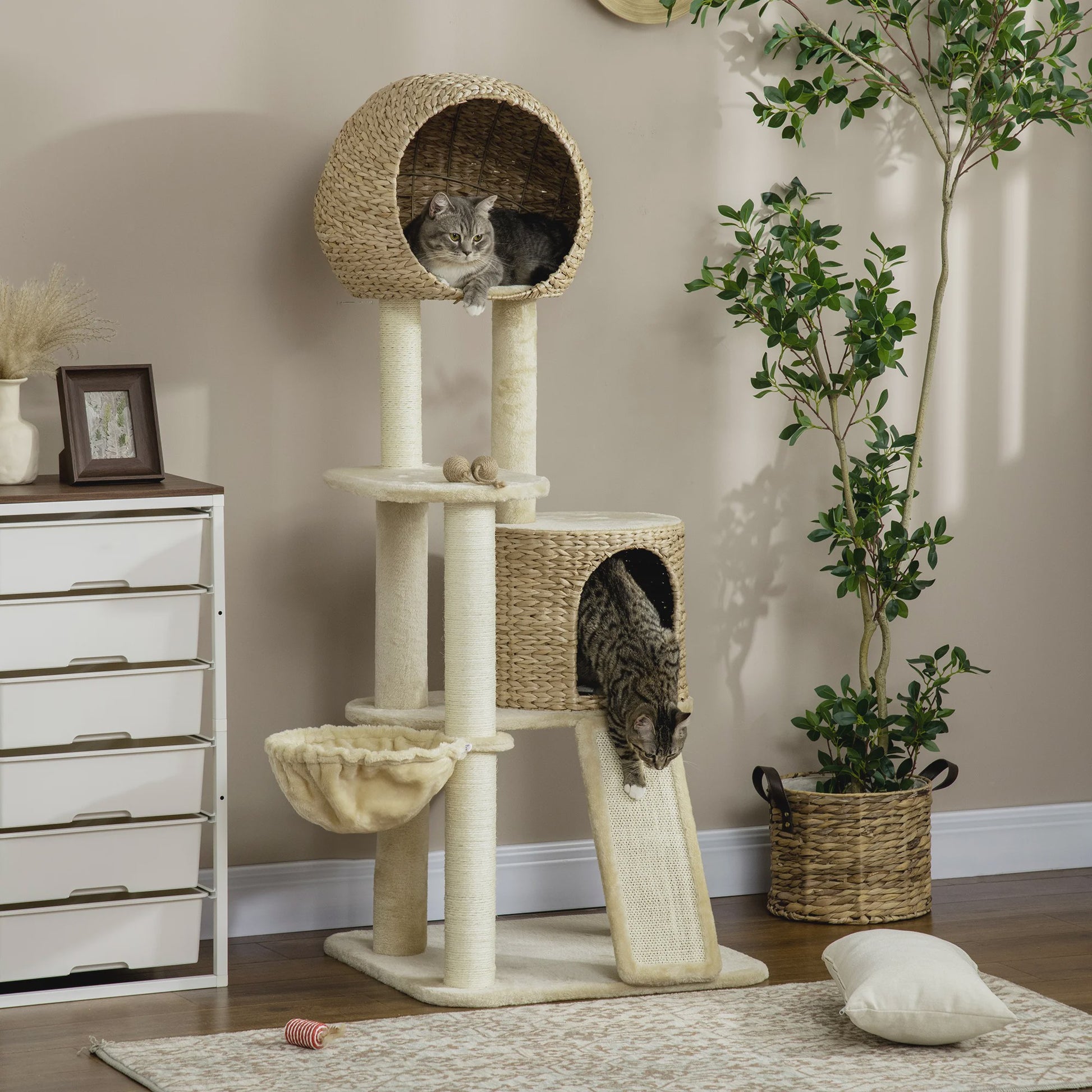 PawHut Kattenboom met Krabpaal, 2 Niche Huizen, Platform, Hangmat & Waterhyacint Mand - 60x60x150 cm Beige