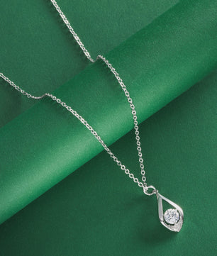 Zilveren 925 Dames Ketting met 1 Karaat Druppelvormige Moissanitehanger - Perfect Cadeau