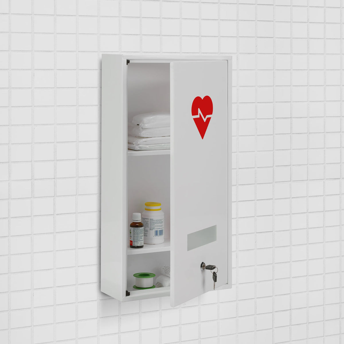 Afsluitbaar Medicijnkastje Wit met Rood Hart - 3 Vakken - Wandmontage - 60x30x12 cm