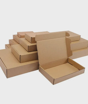 Set van 10/30 Luxe Kartonnen Cadeauboxen - Wit & Bruin, Diverse Maten