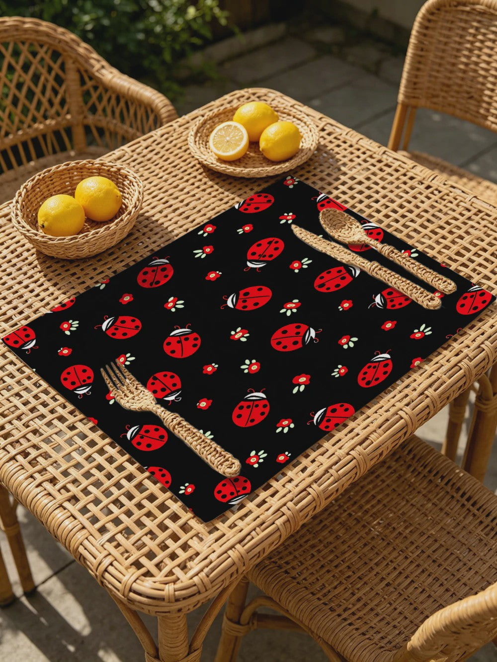 Vrolijke Placemats met Lieveheersbeestjes - Zwart, 30x40cm