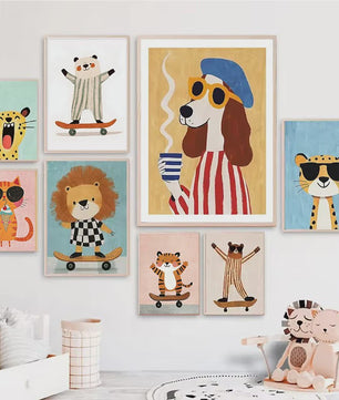 Vrolijke Dieren Canvas Posters - Leeuw, Hond, Beer & Cheetah op Skateboard - Kinderkamer Decoratie