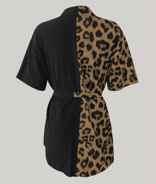 Dames Jurk met Leopard Print en Asymmetrische Kraag - Contrast Design