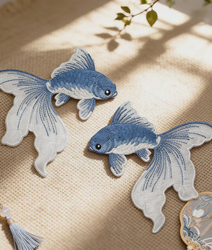 Set van 2 Goudvis Borduur Patches - Strijkapplicaties voor Kleding, Tassen & Hoeden - DIY Decoratie