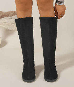 Winter Round Toe Sexy and Comfortable Suede Low Heeled Boots, Fashionable New Style, Elegant Fashion Show Knight Boots for Women