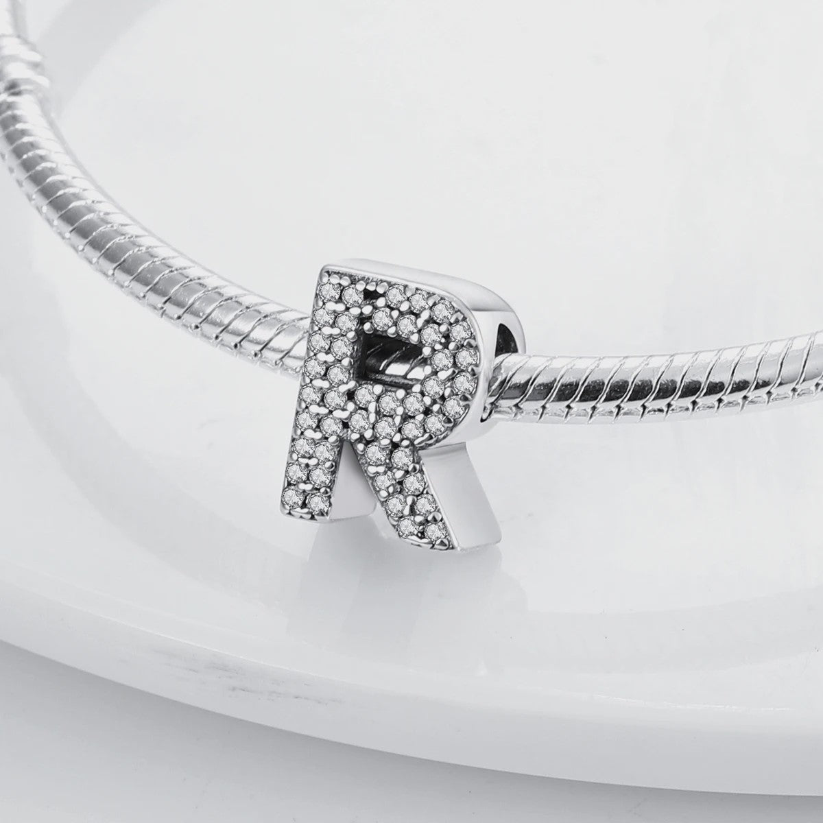 925 Sterling Zilver Letter Bedels A-Z met Zirkonia - Personaliseer je Armband