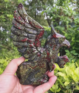 Gegraveerd Kristallen Griffioen Beeldje - 15cm Natuurlijke Bloedsteen Decoratie