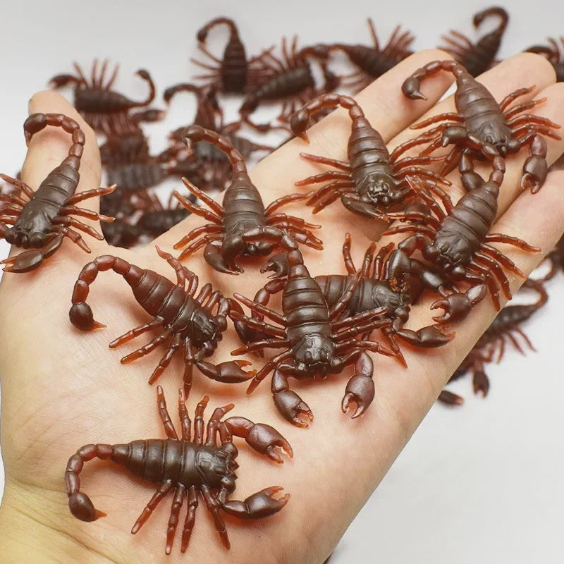 Nep Insecten Set: 50x Kakkerlakken, Duizendpoten & Schorpioenen - Griezelige Props voor Feestjes & Halloween