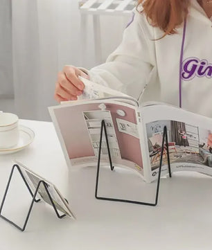 Stijlvolle IJzeren Display Standaard voor Magazines, Boeken en Decoraties