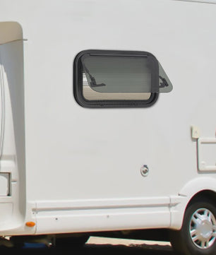 Camper Raam met Geïntegreerd Plissé Hordeur & Verduistering