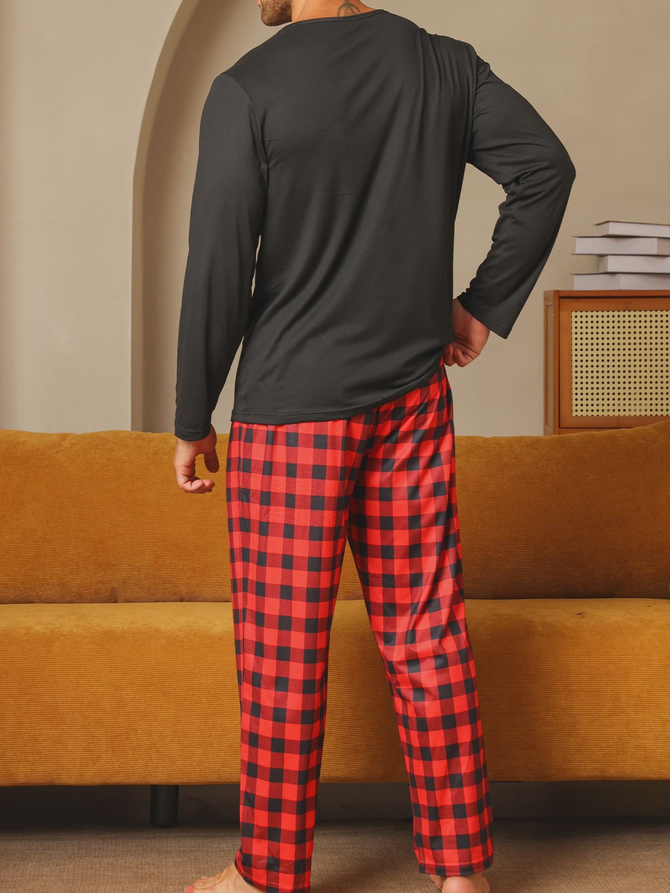Heren Pyjama Set: Comfortabele Lange Mouwen & Ruitjes Broek voor Herfst/Winter