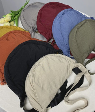 Stijlvolle Nylon Hobo Crossbody Tas voor Dames - Halve Maan Schoudertas, Ideaal voor Reizen en Dagelijks Gebruik