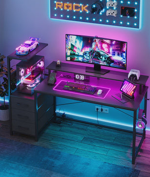 Gaming Bureau met LED Verlichting, Stopcontacten en Opbergvakken - 148x48x148 cm