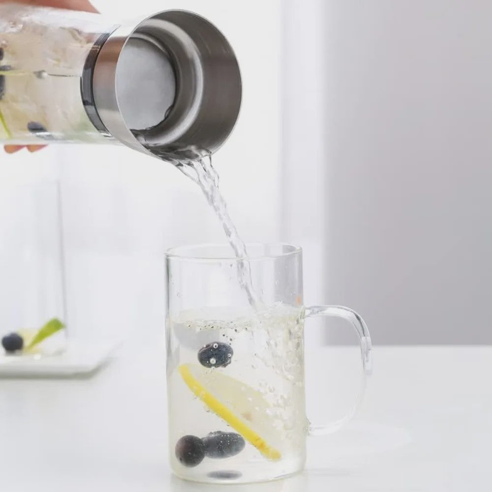 Stijlvolle Glazen Waterkan met Deksel - 1 Liter - Perfect voor Water, Sap, IJsthee & Limonade