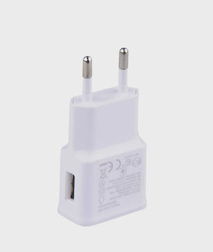 Universele Dual USB Reisadapter EU Stekker 5V - Laad Al Je Apparaten Snel Op