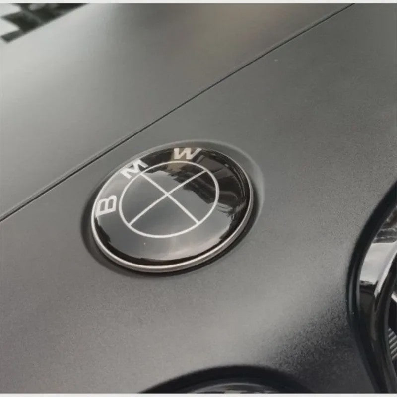 7-delige BMW Embleem & Sticker Set: Kap, Stuur, Velgen & Meer