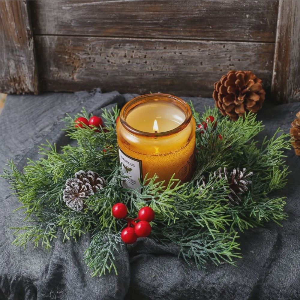 Kerst Krans met Bessen, Denneappels en Kaarsenhouder - Tafeldecoratie