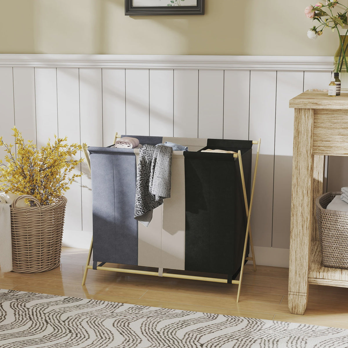 Opvouwbare Wasbox met 3 Vakken - 129L Capaciteit, Bamboe Frame & Uitneembare Zakken