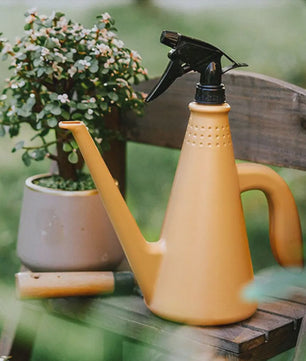 Dubbele Functie Gieter met Sprayfunctie - Ergonomisch Ontwerp
