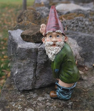 Grappige Plassende Tuinkabouter - Resin Beeldje voor Tuin & Terras