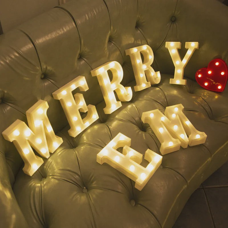 Decoratieve LED Letter & Cijfer Lampen - Creëer Sfeer met Warm Licht