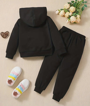 Stoere Baby Jongens Set: Fleece Hoodie & Joggingbroek met Basketball Print