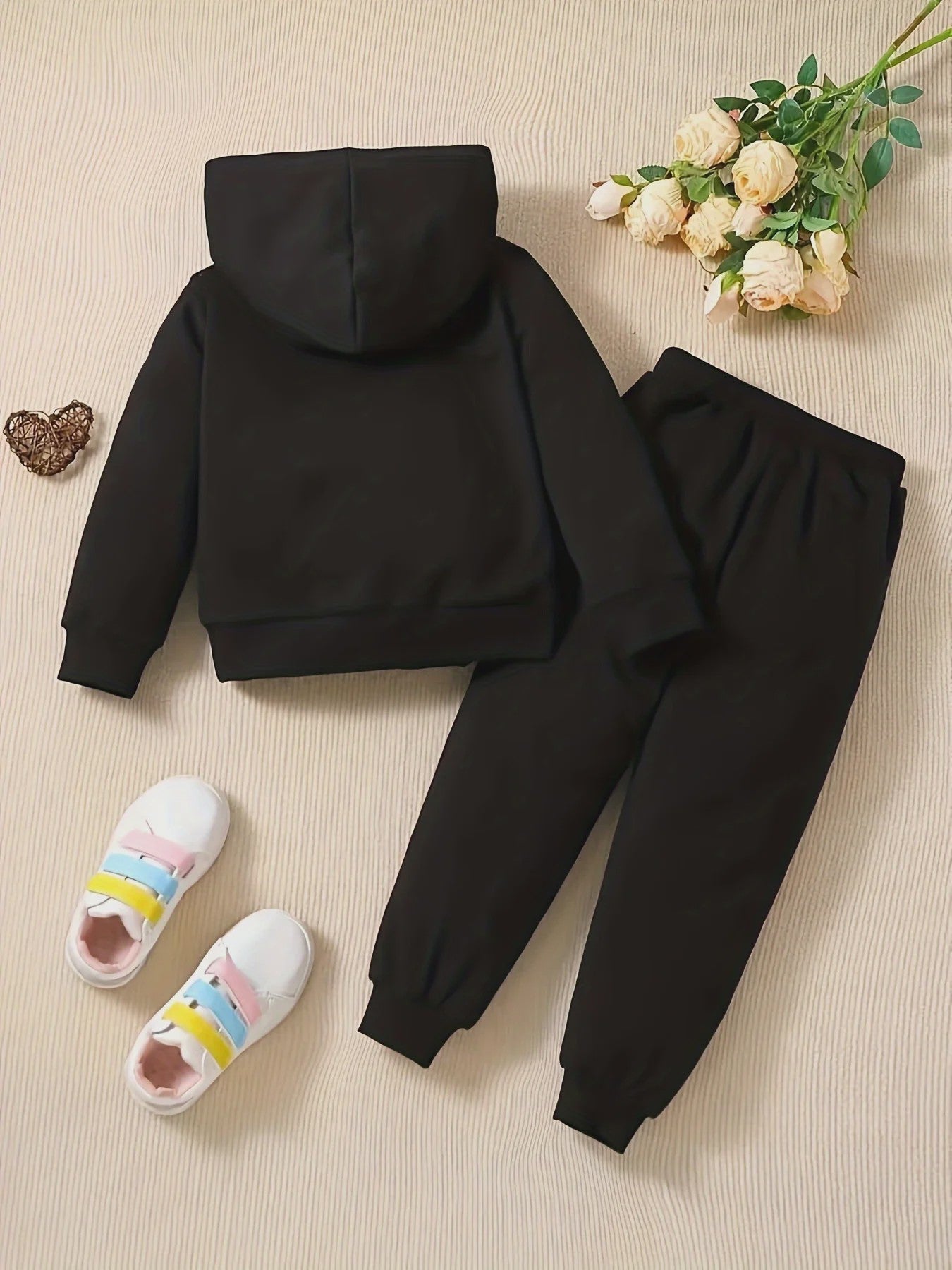 Stoere Baby Jongens Set: Fleece Hoodie & Joggingbroek met Basketball Print