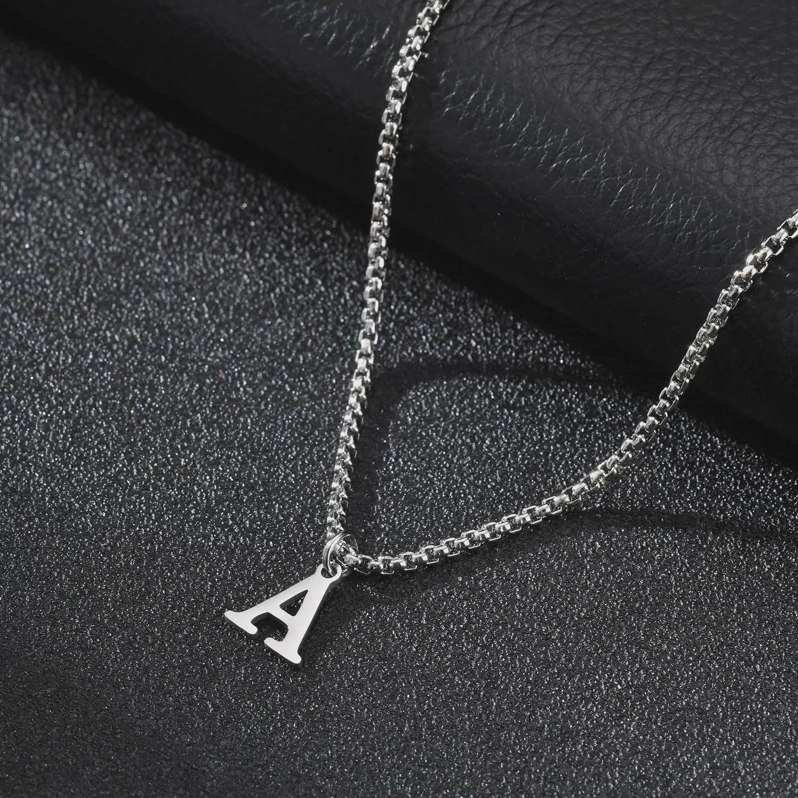 Vnox RVS Letter Ketting Heren - Kies Uw Initiaal - Waterdicht & Minimalistisch