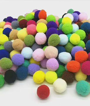 Mix van Zachte Pompoms (8-30mm) voor Knutselen, Decoratie & Speelgoed
