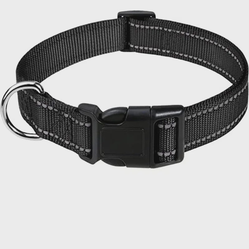 Verstelbare Halsband voor Honden en Puppies met Reflecterende Strepen - Veilig en Comfortabel