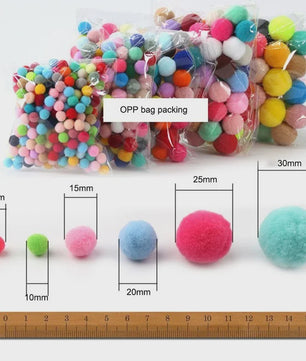 Mix van Zachte Pompoms (8-30mm) voor Knutselen, Decoratie & Speelgoed