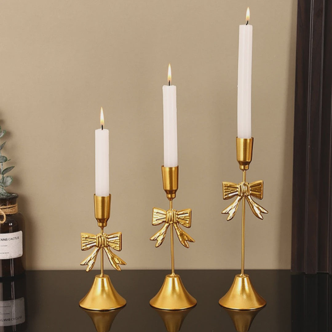 Luxe Gouden Kandelaar Set met Strik - Sfeervolle Decoratie