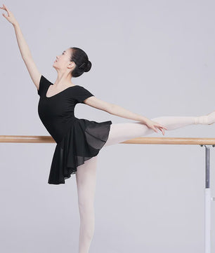 Zwart Balletpakje met Korte Mouwen en Chiffon Rokje - Dans, Gymnastiek, Yoga
