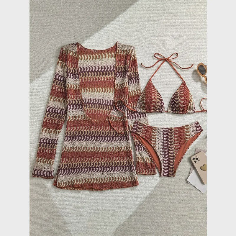 Drieparts Bikini Set met Lange Mouwen Cover-up - Stijlvol en Uniek Print