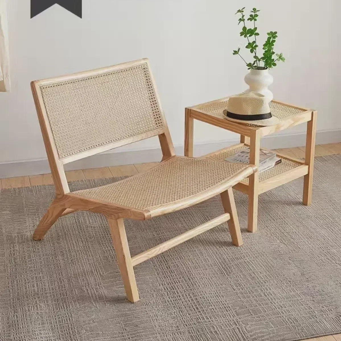 Luxe Fauteuil van Massief Hout en Rotan - Stijlvolle Relaxstoel voor Woonkamer of Balkon