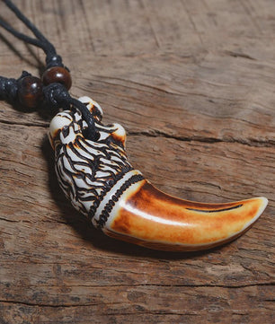Stoere Leeuwentand Ketting Hanger - Retro Afrikaanse Tribal Stijl Amulet