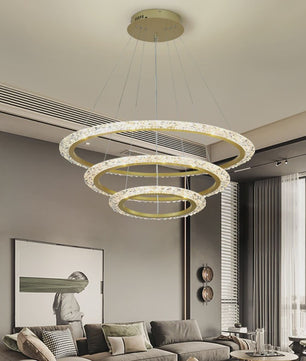 Luxe Gouden LED Ring Hanglamp met Kristaldecoratie - Modern Design Kroonluchter voor Woonkamer & Eetkamer