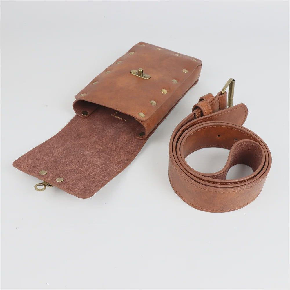 Middeleeuwse Cosplay Lederen Riem met Tas en Decoratieve Sleutels - Renaissance & Halloween Accessoire