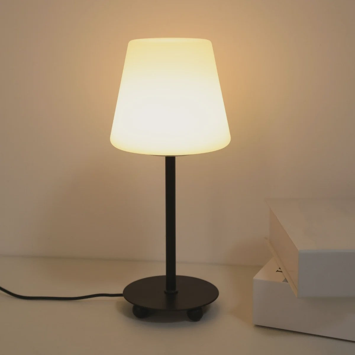 Creatieve Cream Stijl Tafellamp - USB Aangedreven met 3 Kleurtemperaturen