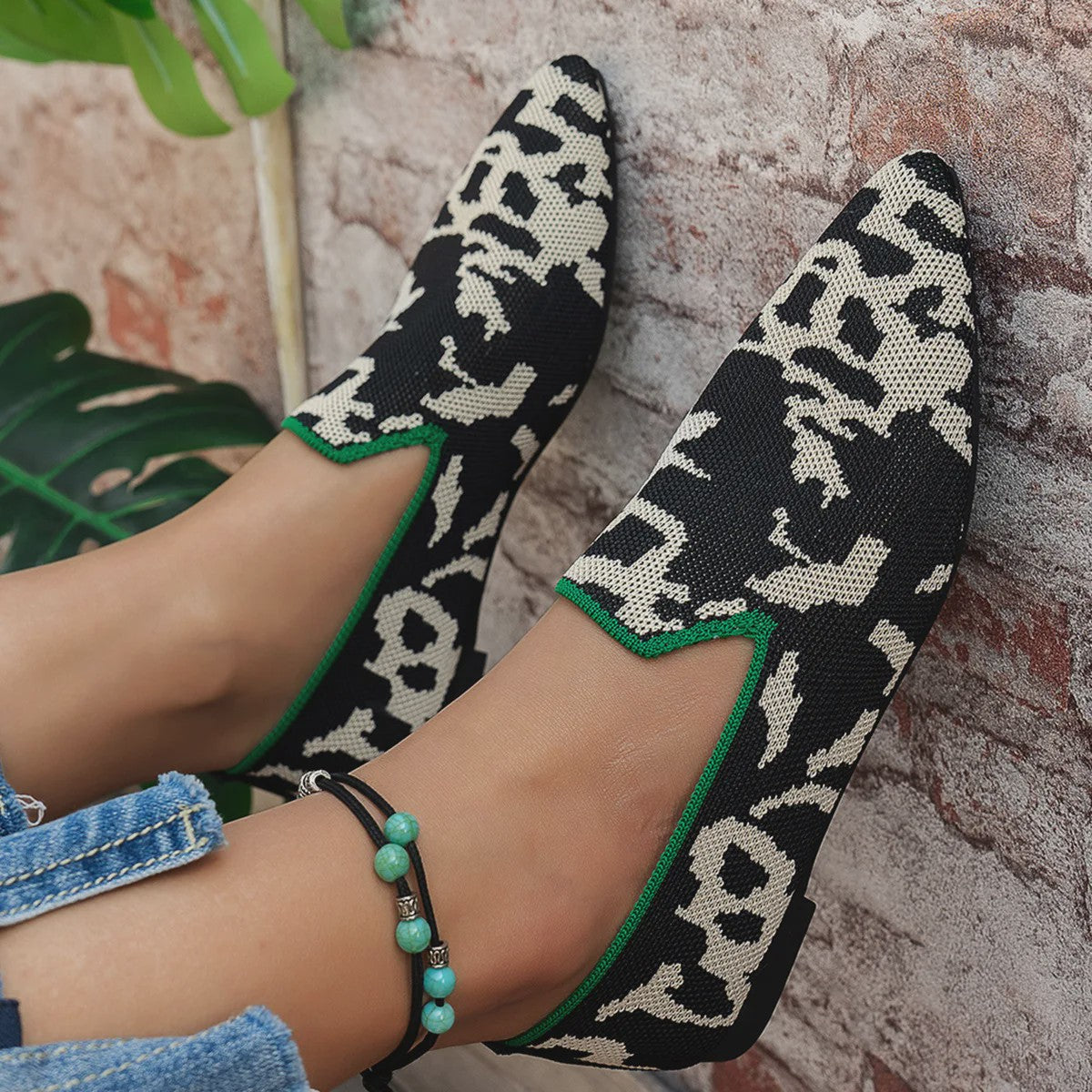 Dames Loafers met Puntige Neus - Luipaardprint & Gemengde Kleuren - Comfortabele Platte Schoenen