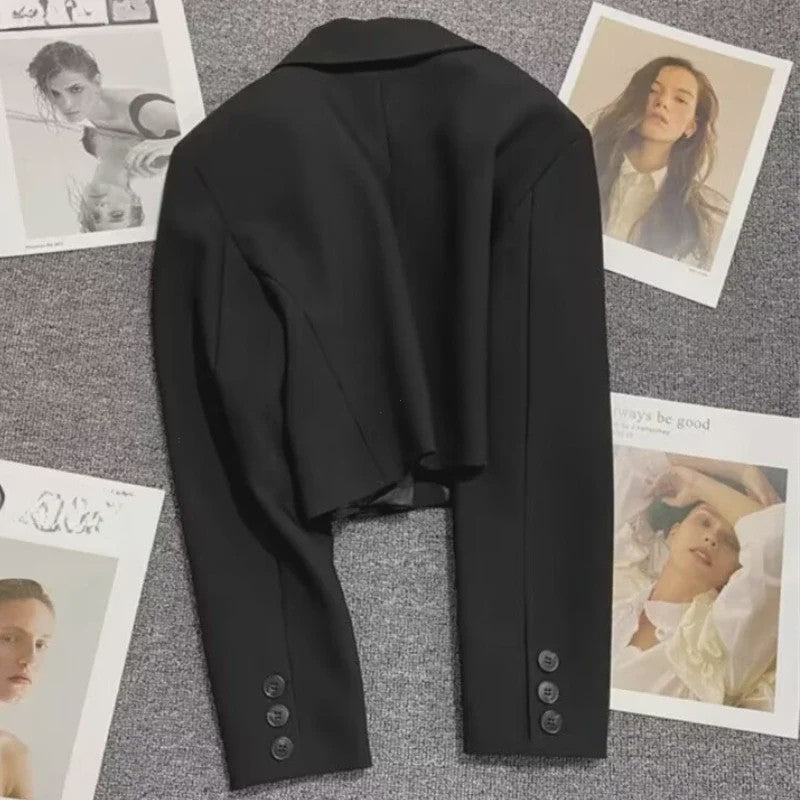 Chique Zwarte Cropped Blazer voor Dames - Trendy en Veelzijdig Jasje