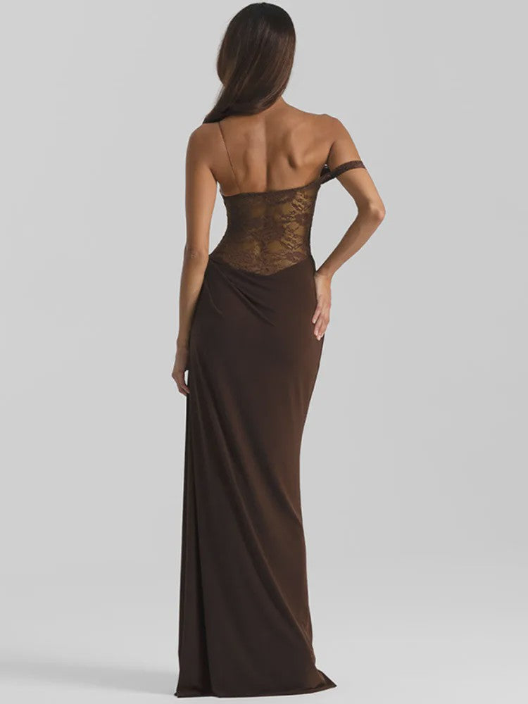 Chique Bruine Maxi Jurk met Kant en Off-Shoulder Design - Sexy Avondjurk