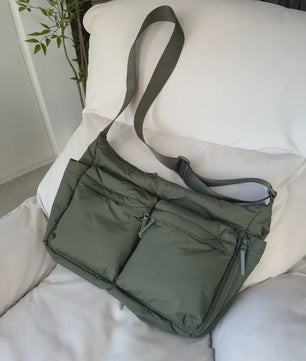 Grote Casual Messenger Bag - Waterafstotende Nylon Schoudertas met Laptopvak en Veel Vakken